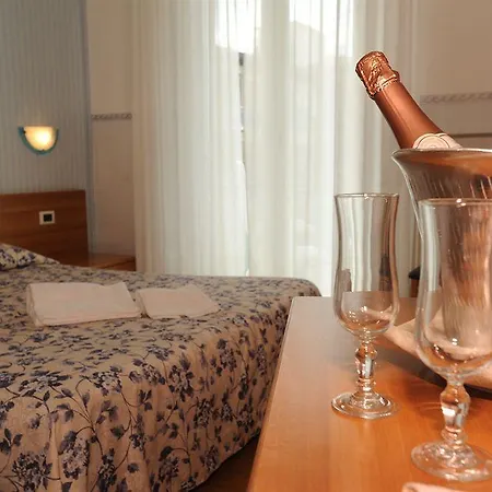 Taormina Hotel Bardolino