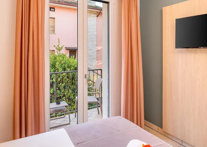 Taormina Otel Bardolino