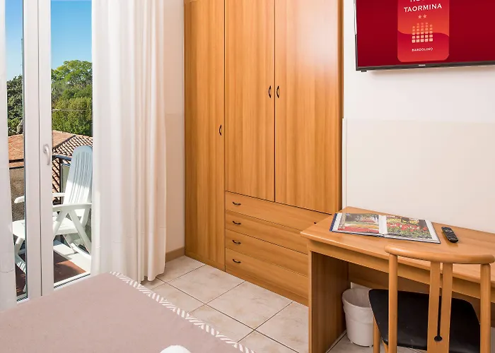 ホテル Taormina 2*