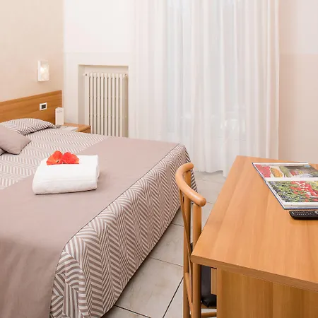 Taormina Otel Bardolino